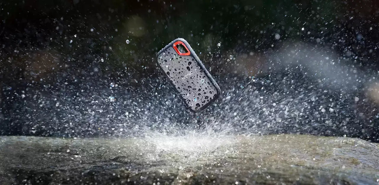 SanDisk External portable SSD hard drive 8Tb Extreme Pro Portable 1050 Mb.s read/write, USB 3.2 Gen2, IP55