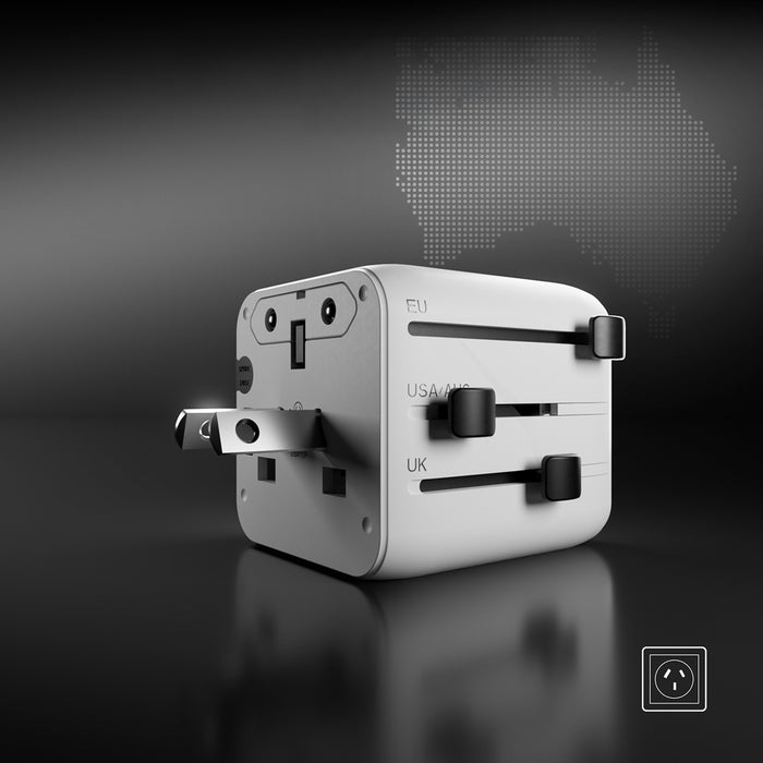 SBS TEADAPTUNI universal travel adapter - white