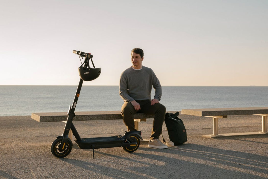 Ninebot by Segway KickScooter MAX G2 D Black 20 km/h 15.3 Ah