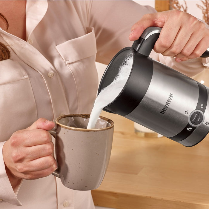 Severin SM 3584 milk frother/warmer Automatic Black, Stainless steel