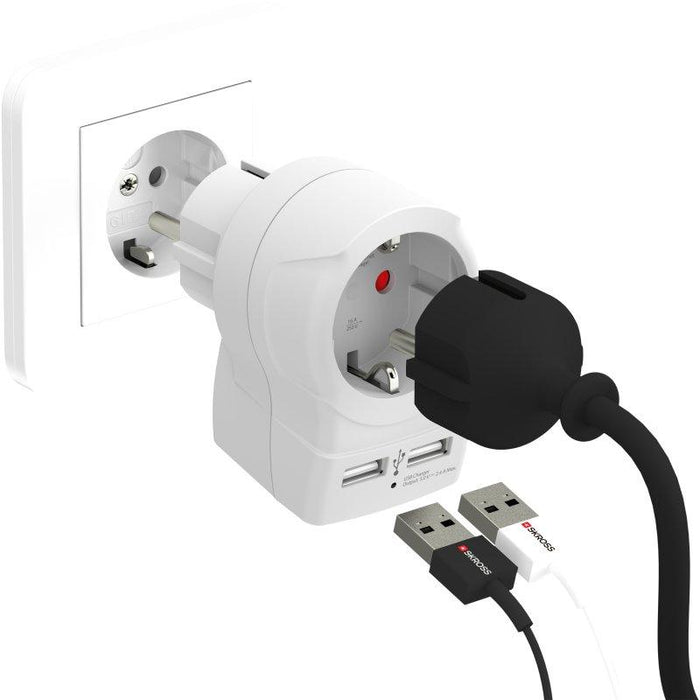 Skross socket with 2 x USB ports