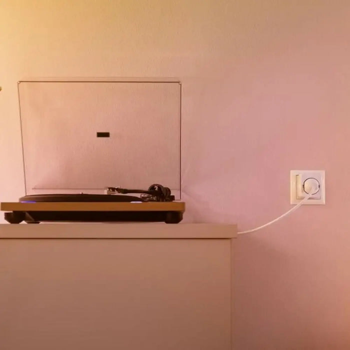 Smart Plug Wiz Wi-Fi 10 A - Сигурност Удома<<<Дом Градина<<<BigBuy&&&Смарт щепсели<<<Сигурност Удома<<<Дом