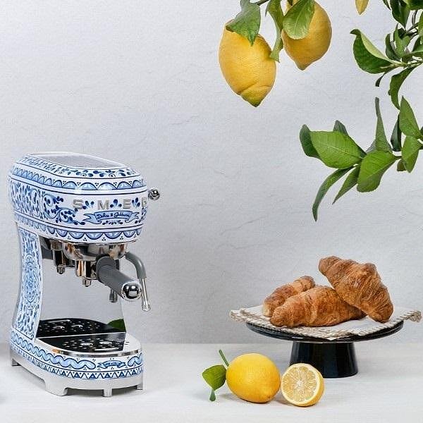 SMEG ECF02DGBEU Dolce & Gabbana Coffee Machine