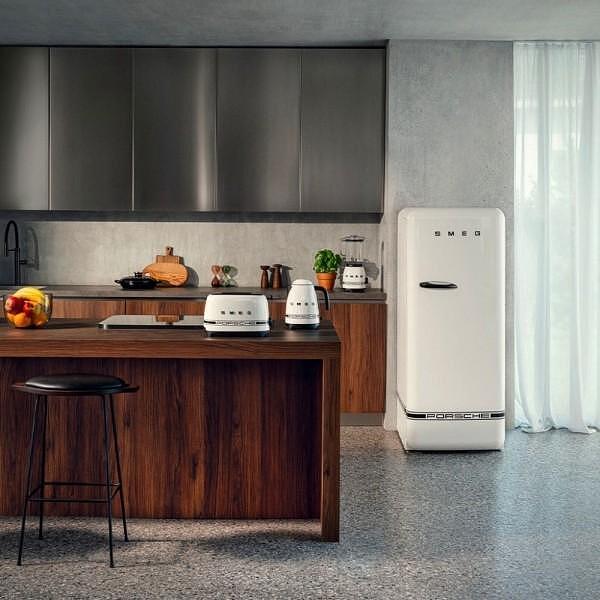 Fridge-freezer SMEG FAB28RDPCW6, 270 l, C, White, Static