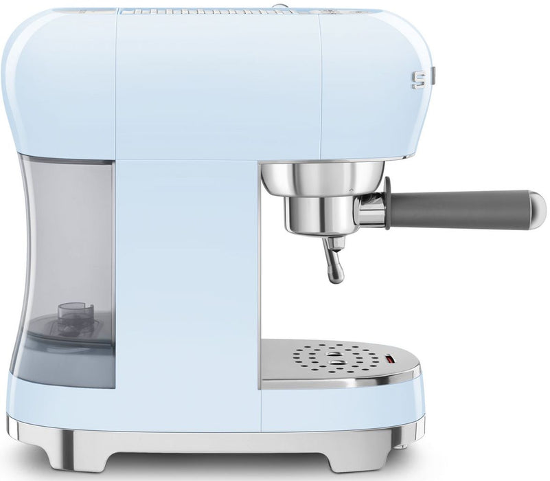 Coffee machine SMEG ECF02PBEU, Pastel blue