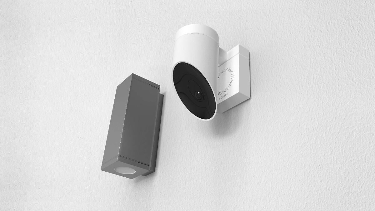 SOMFY OUTDOOR CAMERA - WHITE