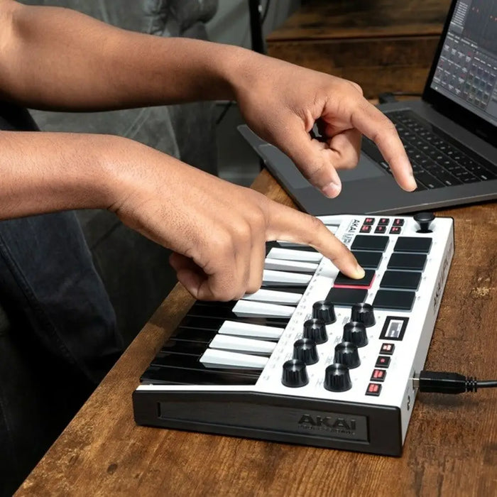 Sound Controller Akai MPK Mini MK3 - Видео и Домашно Кино<<<Електроника Звук<<<Компютри|