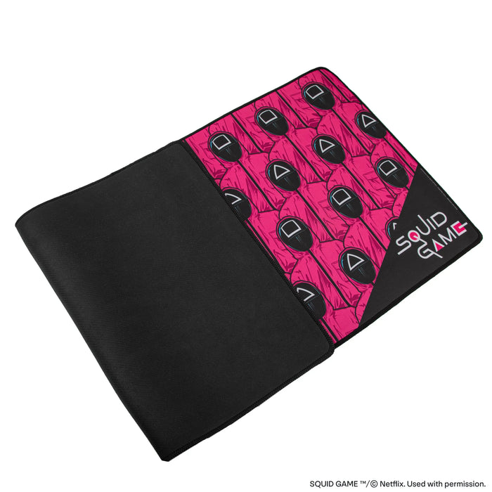 Mouse Pad Netflix Squid Game - Front Man And Guards Desk Mat