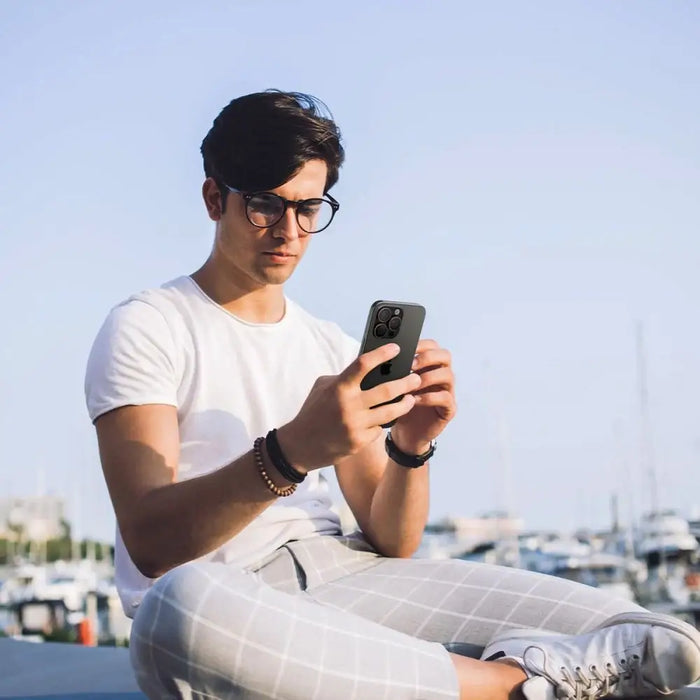 Spigen Optik Pro GLAS.TR ”EZ FIT” Camera Protector 2-PACK for iPhone 16 Pro / Pro Max - Brown - Cell phone tempered