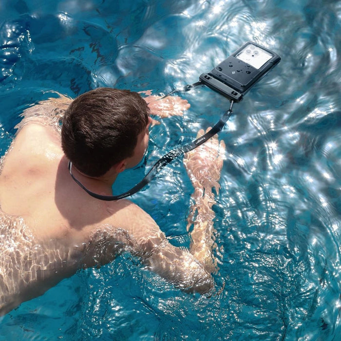 Spigen A611P 2-pack waterproof case - matte black