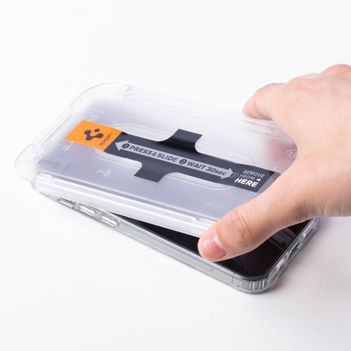 Spigen Glas.tR EZ Fit Tempered Glass for iPhone 13 / 13 Pro / 14 / 16e / 17e - 2 pcs.