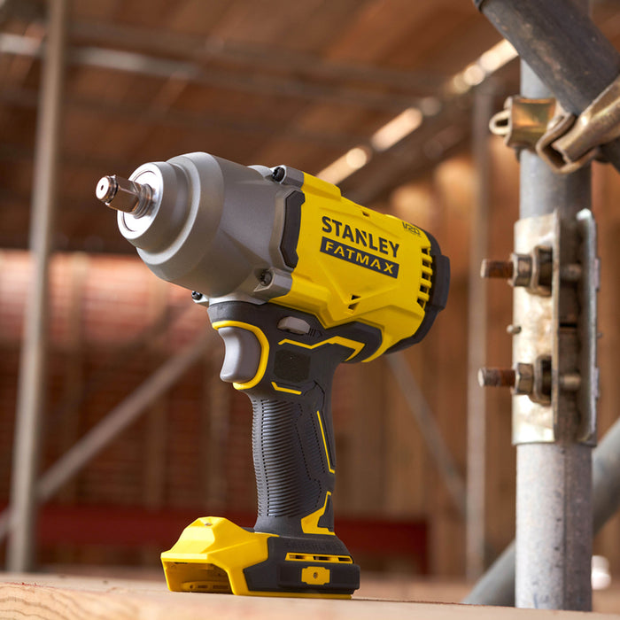 CORDLESS IMPACT WRENCH STANLEY SFMCF940B-XJ 18 V, 950.00 nm, WITHOUT BATTERY AND CHARGER