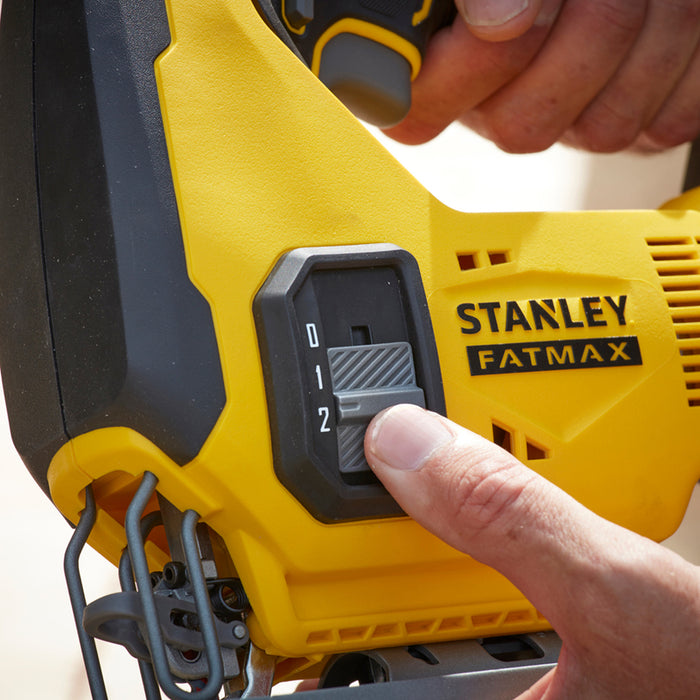 CORDLESS JIG SAW STANLEY SFMCS600B-XJ
