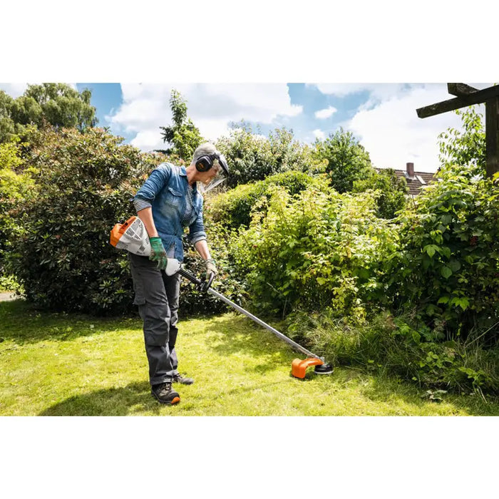 STIHL FS 56 MOTORIZED GASOLINE MOWER 27.0 cm3 1.10 HP CORD CUTTING WIDTH 42.00 cm BLADE CUTTING WIDTH 25.00 cm