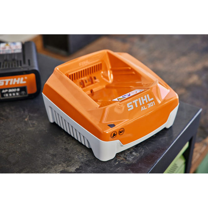 CHARGER STIHL AL 301