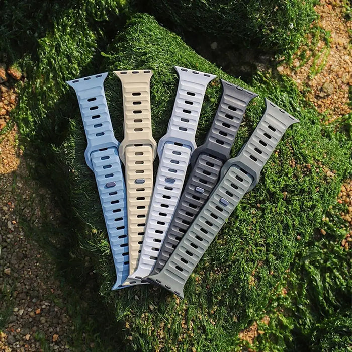 Tech-Protect IconBand Line for Apple Watch 4 / 5 / 6 / 7 / 8 / 9 / SE / Ultra 1 / 2 (42/44/45/49 mm) - black - Other