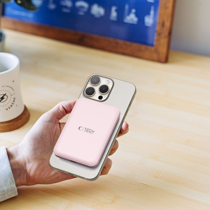 Tech-Protect LifeMag PB10 Powerbank with MagSafe 5000mAh 15W USB-C port - pink + USB-C cable