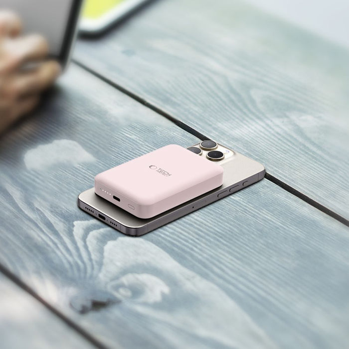 Tech-Protect LifeMag PB11 Powerbank with MagSafe 10000mAh 15W USB-C port - pink + USB-C cable