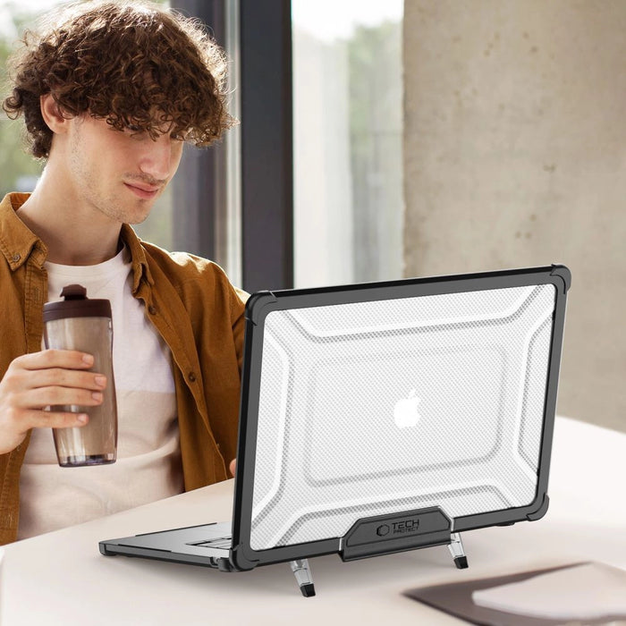 Tech-Protect SmartShell Pro case for MacBook Air 15&quot; 2023-2025 M2 / M3 / M4 - transparent and black