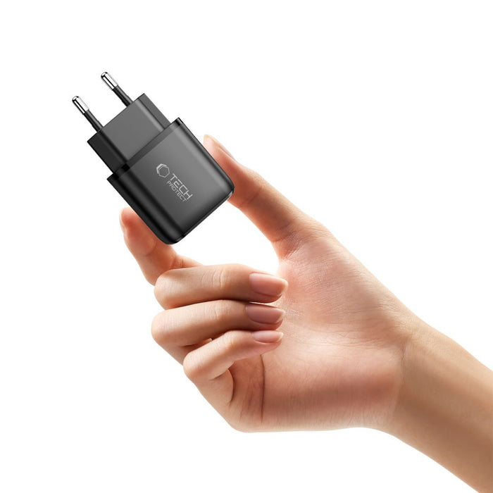 Tech-Protect NCA30 PD 30W / QC3.0 USB-A / USB-C wall charger - black