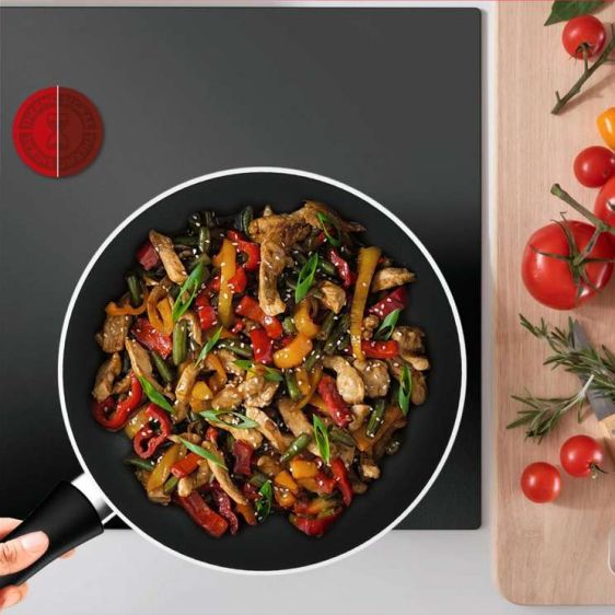 Wok pan TEFAL Force 28 cm. C2921953