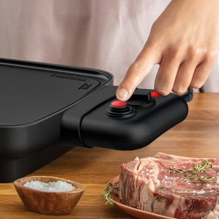 Tefal CB641810, Plancha Booster, 2200 W, Power Boost, Adjustable thermostat, Non-stick surface Tefal Resist +, Thermospot indicator, Black