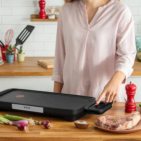 Tefal CB641810, Plancha Booster, 2200 W, Power Boost, Adjustable thermostat, Non-stick surface Tefal Resist +, Thermospot indicator, Black