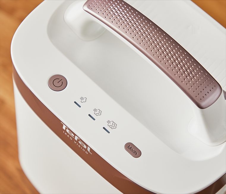 Steam iron TEFAL IXEO Vision QT1811E0