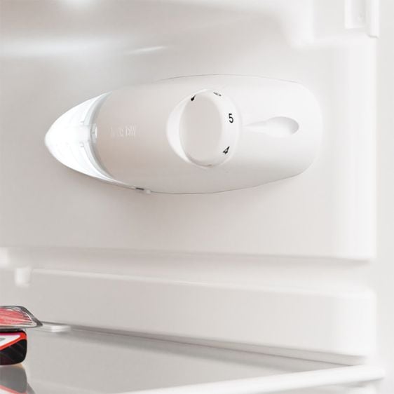 Refrigerator TESLA RS1100ME, 97+16 l, R600A, 84.5 cm