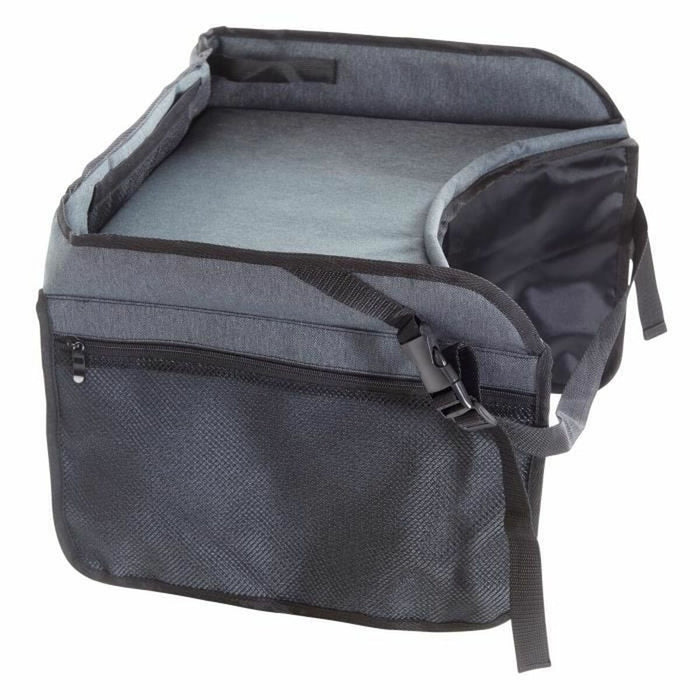Tray Tineo
