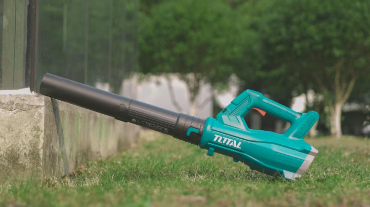 BATTERY BROOM TOTAL 20V/2AH