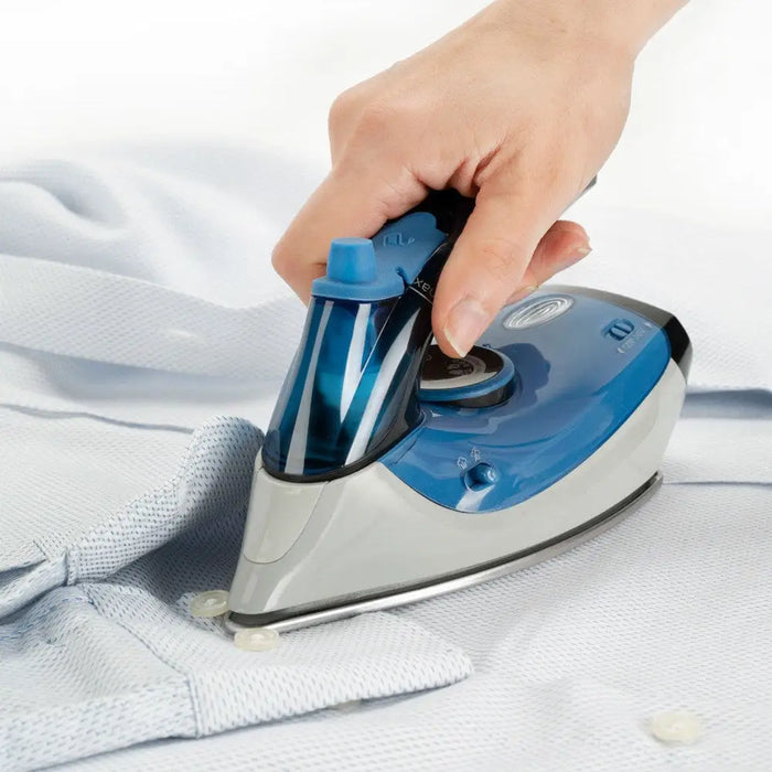 Travel steam iron Black + Decker BXIR1000E - IronsAGD-ZEL<<<Home Appliance - ProductsAGD<<<ActionPL