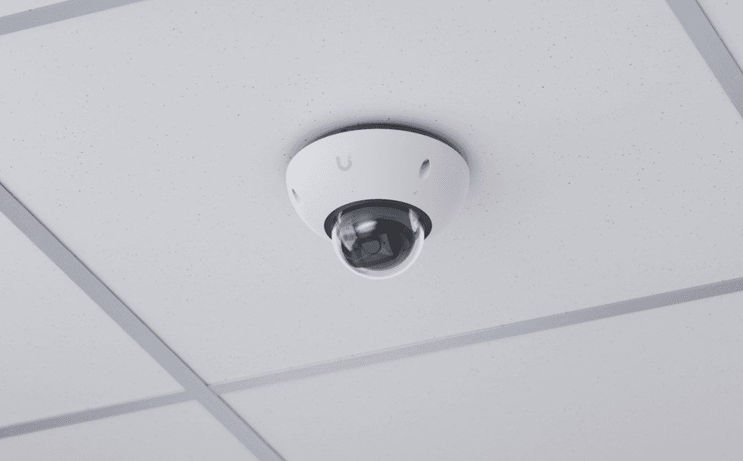 Ubiquiti G6 Dome IP security camera Indoor & outdoor 3840 x 2160 pixels Ceiling/wall