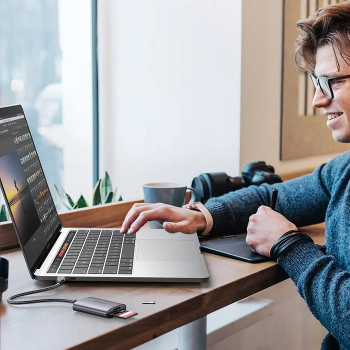 Ugreen CM401 USB C 5Gb/s SD/TF card reader - gray - Flash card readers<<<HurtelXML