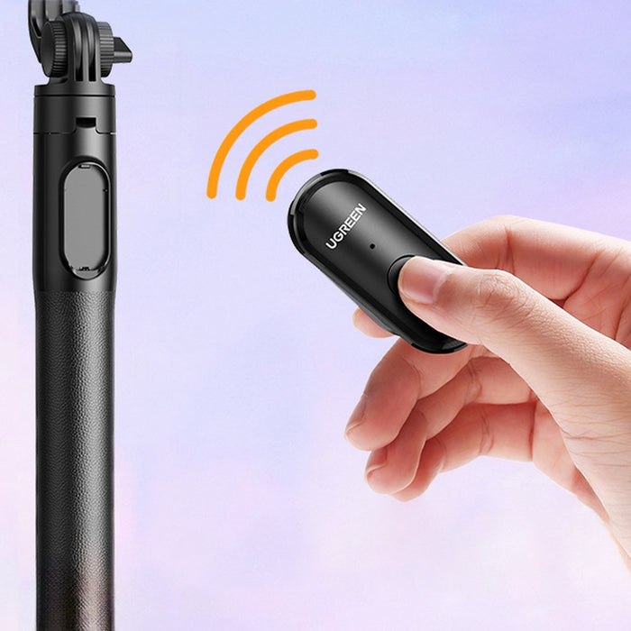 Selfie stick Ugreen LP586 telescopic tripod with Bluetooth remote control 1.5m - black
