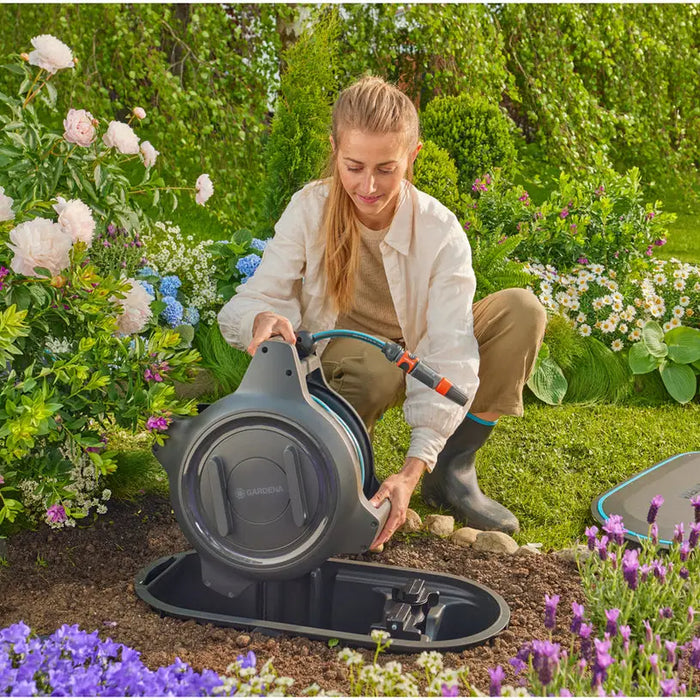 UNDERCOVER BOX WITH HOSE 20M GARDENA UNDERCOVER BOX ROLLUP GARDENA 18650-20 - Макари и