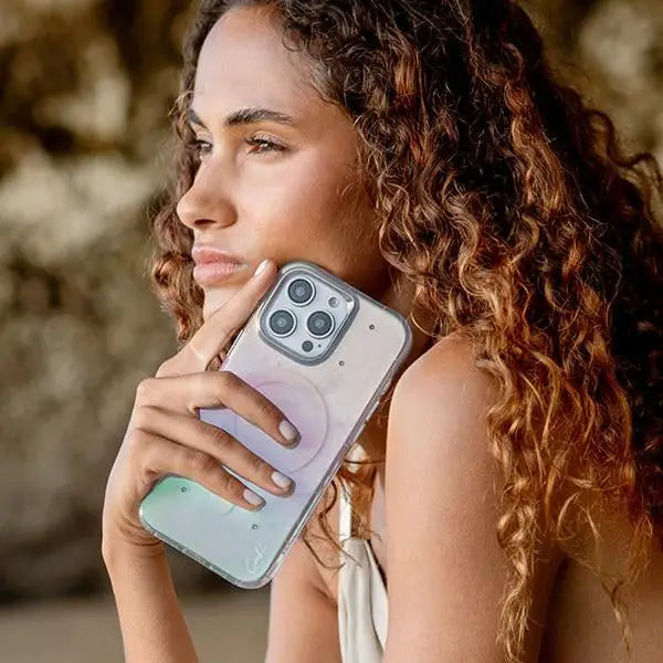 Uniq Coehl Celest Magnetic Charging Case for iPhone 16 Pro Max - Iridescent - Cell phone cases and covers<<<HurtelXML