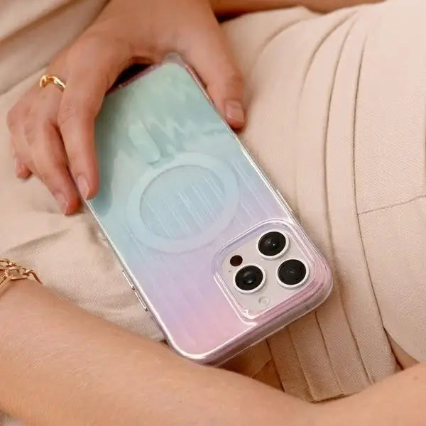 Uniq Coehl Linear Magnetic Charging Case for iPhone 16 - opalescent - Cell phone cases and covers<<<HurtelXML