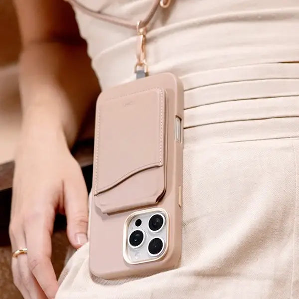 Uniq Coehl Muse Magnetic Charging Case for iPhone 16 Pro - Pink - Cell phone cases and covers<<<HurtelXML