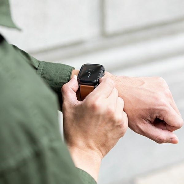 Uniq Garde case for Apple Watch 7/8/SE2 41mm - transparent - Cell phone cases and covers<<<HurtelXML