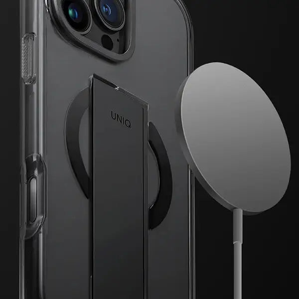 Uniq Heldro Max Magclick Charging Case for iPhone 16 Pro - Transparent - Cell phone cases and covers<<<HurtelXML