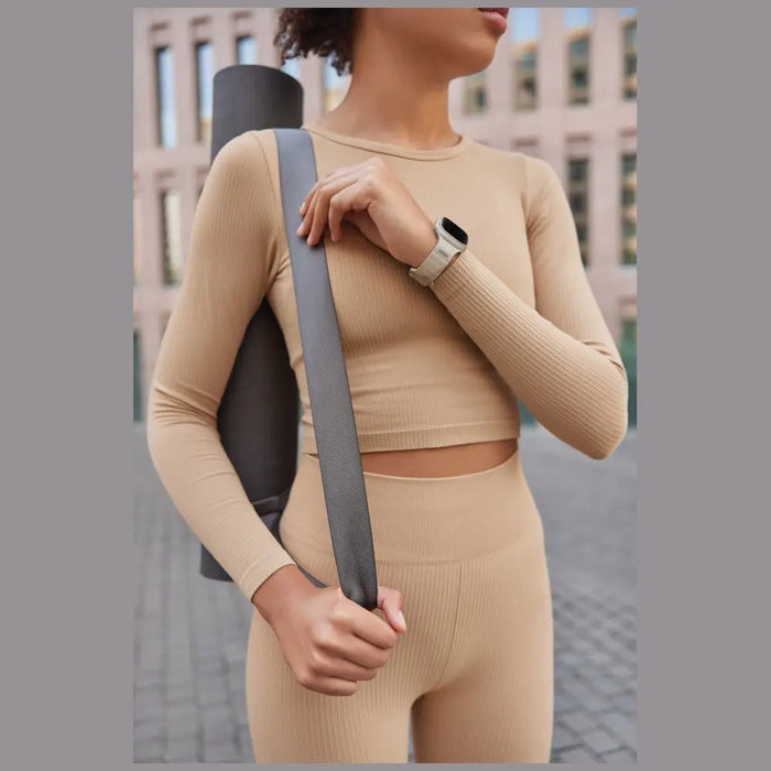 Uniq Stride De Rubber Strap for Apple Watch 44 / 45 / 46 / 49 mm - Beige - Other cell phone equipment<<<HurtelXML