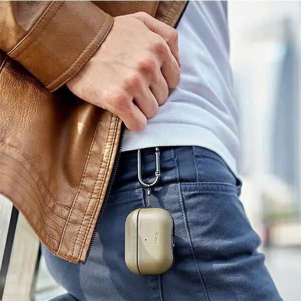 Uniq Terra Genuine Leather case for AirPods Pro - red - Cell phone cases and covers<<<HurtelXML