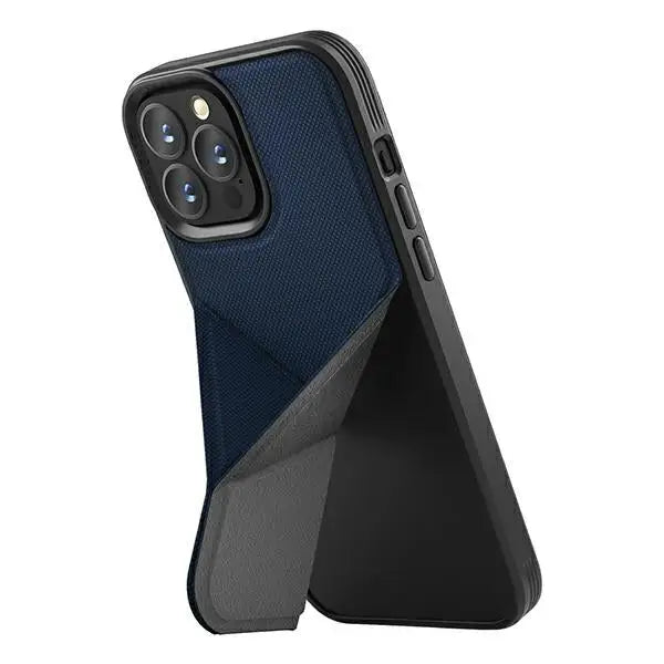 Uniq Transforma Magclick Charging case for iPhone 14 Plus - blue - Cell phone cases and covers<<<HurtelXML