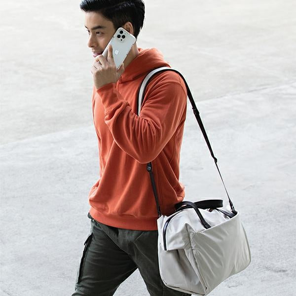 Uniq Combat case for iPhone 14 Pro - transparent