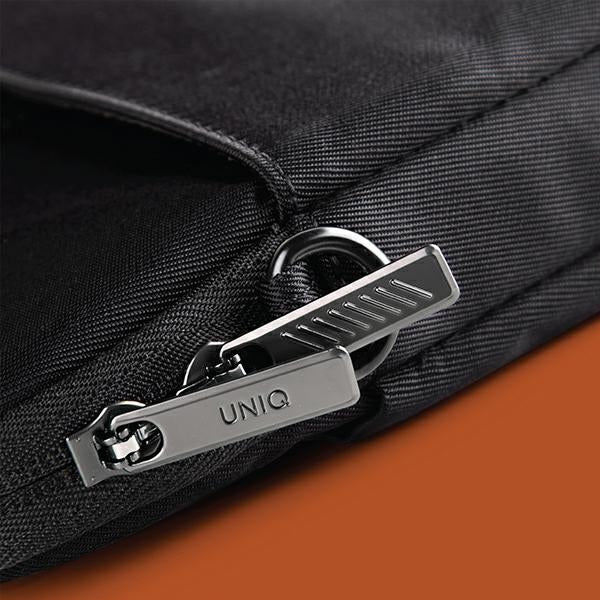 Uniq Stockholm bag for a 16&quot; laptop - blue