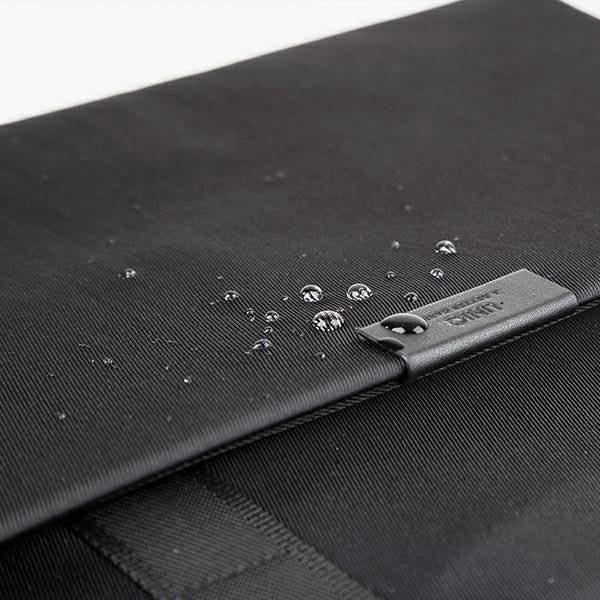 Uniq Stockholm bag for a 16" laptop - blue