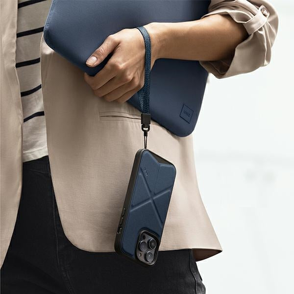 Uniq Transforma Magclick Charging case for iPhone 14 Pro - blue