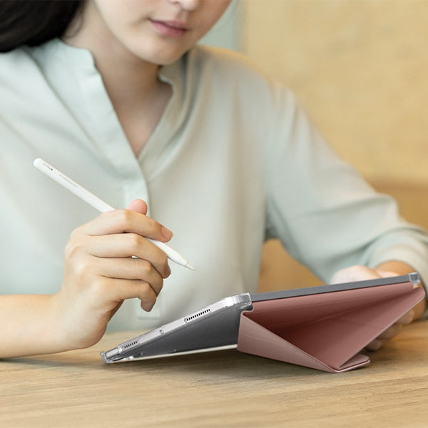 Uniq Camden Click case for iPad Air 13" 2024 - beige