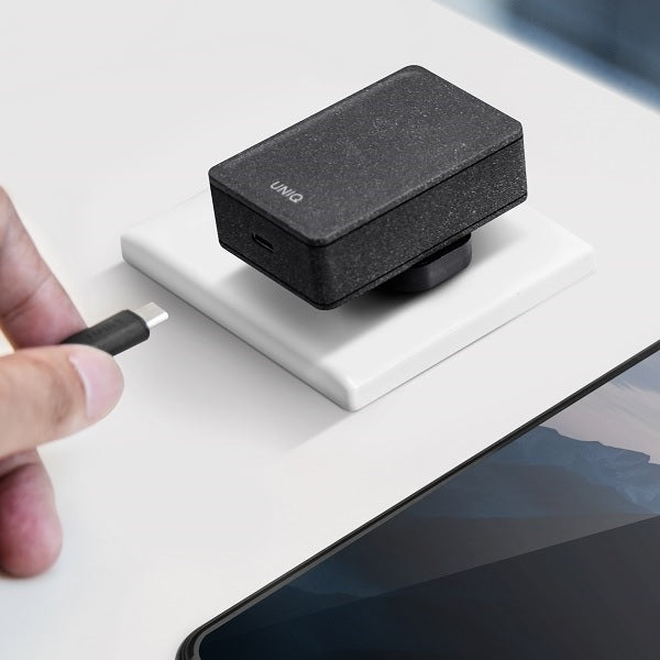 Uniq Versa Slim LITHOS Collective USB-C PD 18W wall charger + USB-C / USB-C cable - black